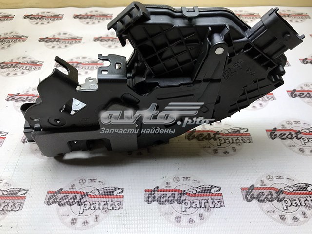 Замок задньої двері, лівої LR078752 Land Rover