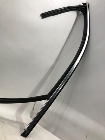  VAG 8W0837432 ціна, від 28.22 USD