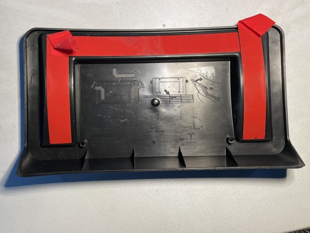  Tesla 111634900D