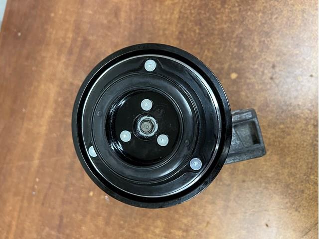 Компресор кондиціонера 92600JY11A Renault (RVI)