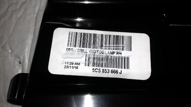 5C5854662 VAG Решітка переднього бампера, права