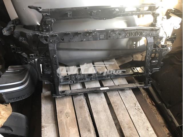 Кронштейн кріплення радіатора Hyundai/Kia 64101J7500