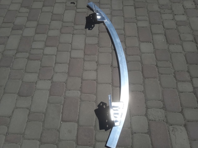 Підсилювач бампера переднього PTS44001A Signeda