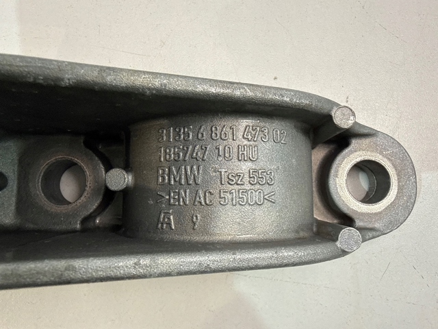 Хомут кріплення втулки стабілізатора, переднього 31356861473 BMW