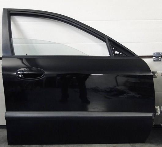 Двері праві передні 96487680 General Motors