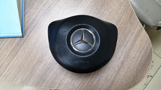 Подушка в кермі Mercedes A0008609000 ціна, від 219.88 USD