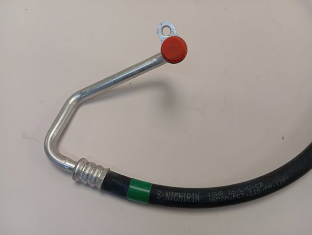 KS6761461B Mazda Шланг кондиціонера, від компресора до радіатора