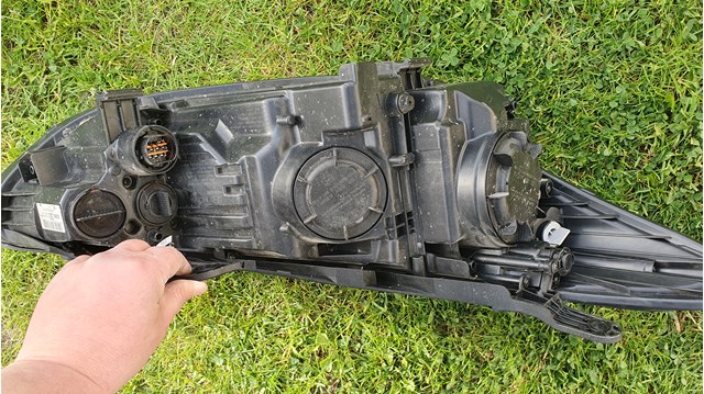 Фара Hyundai/Kia 92101B8530