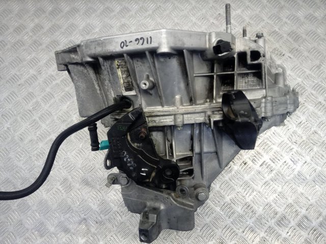 Купити 7701700574 Renault (RVI) Ручна коробка передач