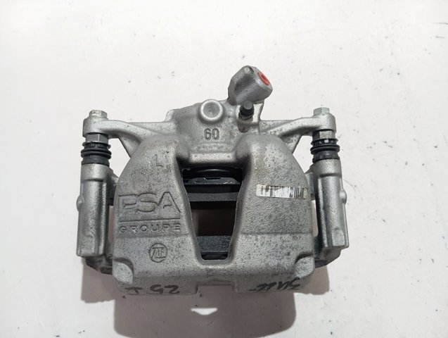 1647879980 Peugeot/Citroen Супорт гальмівний, передній, лівий