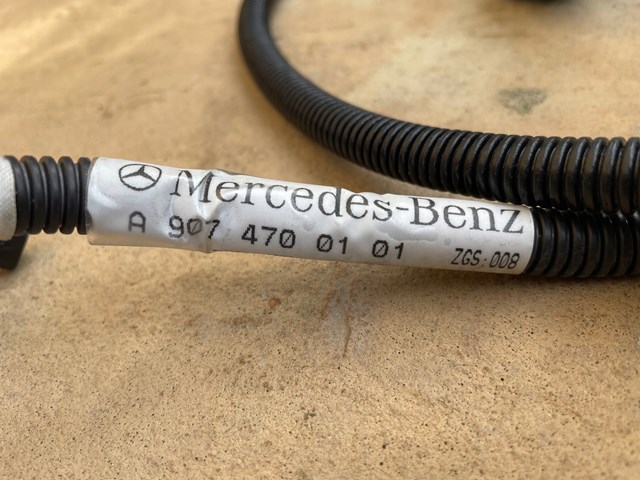 Купити A9074700101 Mercedes 