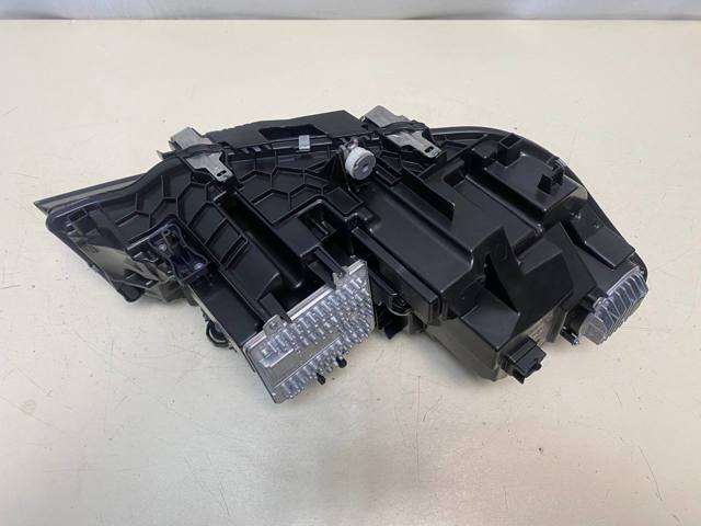Купити 63115A243A1 BMW 