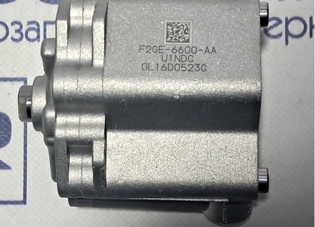 Маслонасос Land Rover LR032160