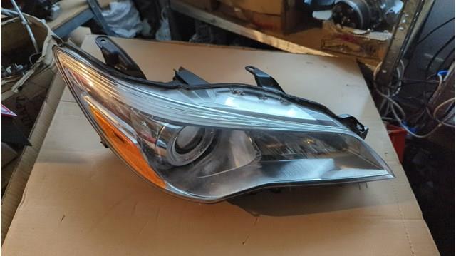 Фара правая Toyota 8111006C70 ціна, від 141.83 USD