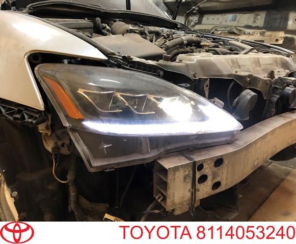 Фара права 8114053240 Toyota