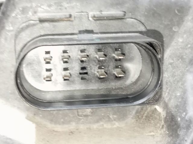 Фара передня права Ford 2481751