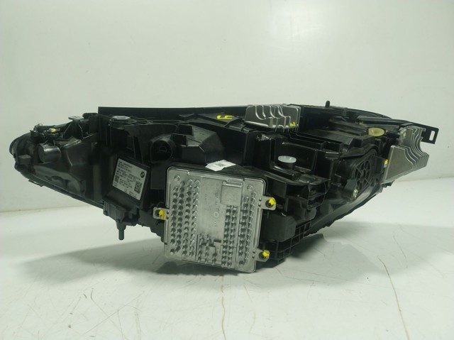 63118084892 BMW Основна фара - вставка