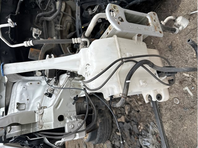 Бачок омивача 986102P600 Hyundai/Kia