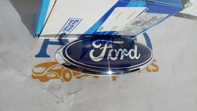 Емблема на решітку радіатора Ford 5F9Z8213AA ціна, від 98.87 USD