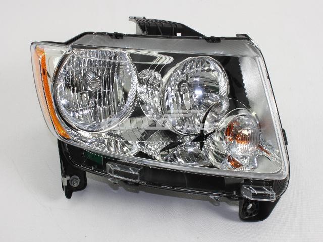 Фара передня права Chrysler 68088868AA