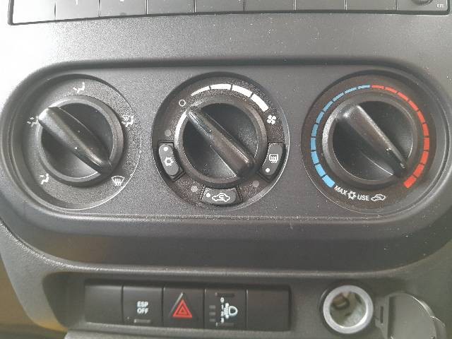 55111874AC Chrysler 