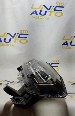 Фара передня права Renault (RVI) 260106403R
