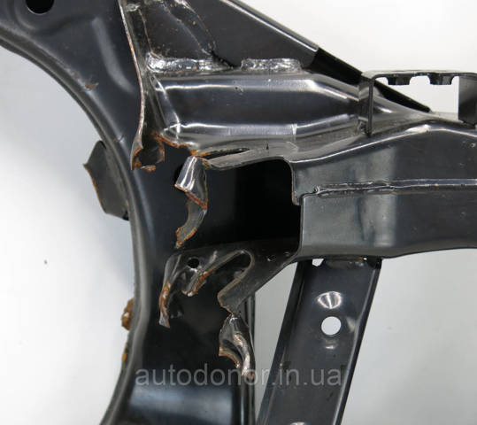 Балка задньої підвіски поперечна Nissan/Infiniti 554005MP1A ціна, від 383.69 USD