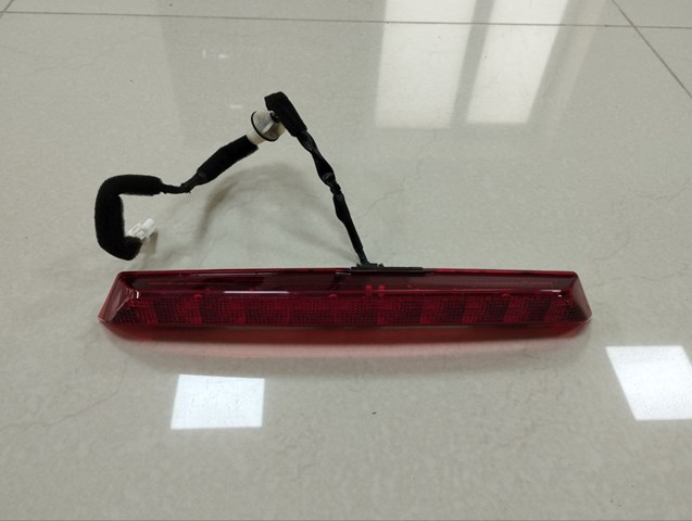Додаткові задні стопи Mazda DB2R51580A