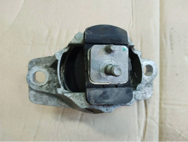 Ліва подушка двигуна Jaguar T4A29963 ціна, від 101.58 USD