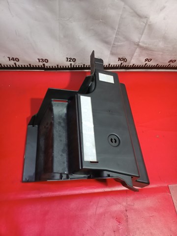 147096700B Tesla 