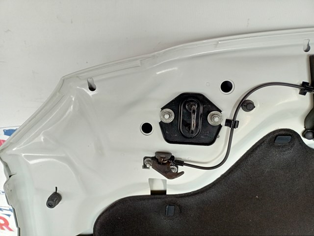 Капот T2H4135 Jaguar