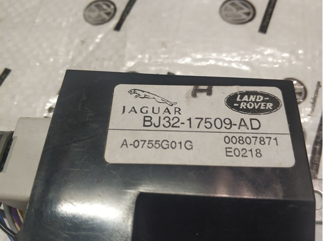 BJ3217509AD Land Rover 