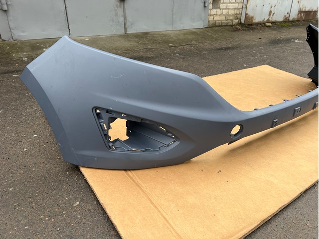 2038444 Ford Бампер передній, верхня частина