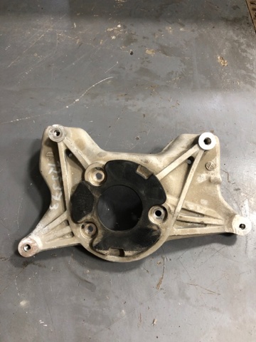 Купити 104403700C Tesla Стакан-амортизатора