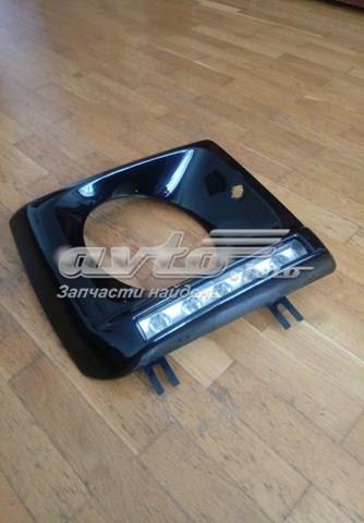 Вія (накладка) правої фари A4638840274 Mercedes