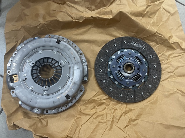 Комплект зчеплення (3 частини) Ssang Yong 30A0032500 ціна, від 193.22 USD