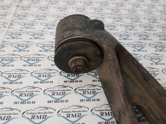  A000062367106 Mercedes
