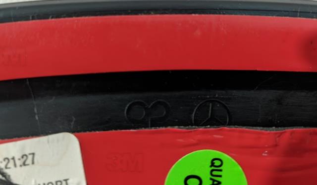 Надставка двері задньої Mercedes A2477309400