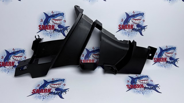 Праве кріплення переднього бампера Land Rover LR094995 ціна, від 35.98 USD