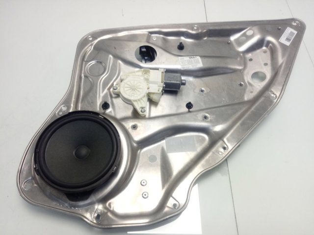  Mercedes A2048204302 ціна, від 25.40 USD