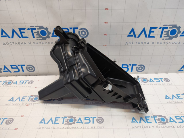 Корпус повітряного фільтра, нижня частина Honda 172016L2A01 ціна, від 95.61 USD