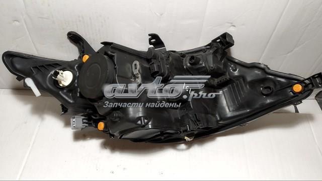 8115002E21 Toyota Фара дальнього світла в зборі