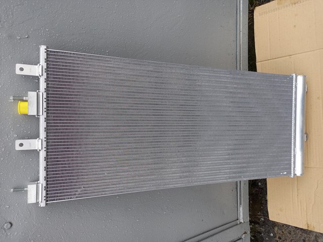 2268416 Ford Конденсатор