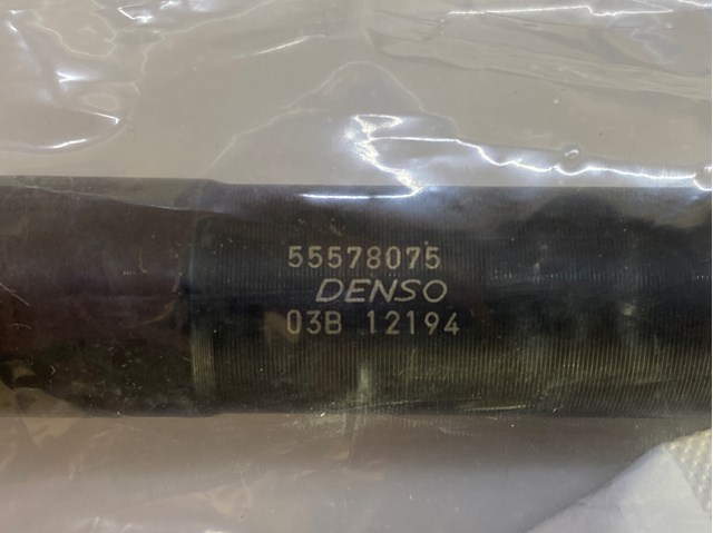 Форсунка інжектора General Motors 55578075