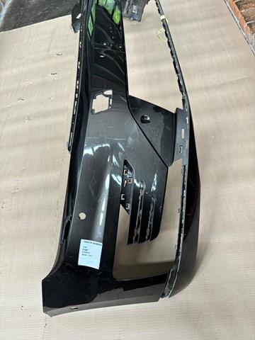 Бампер передній VAG 3G0807217ADGRU