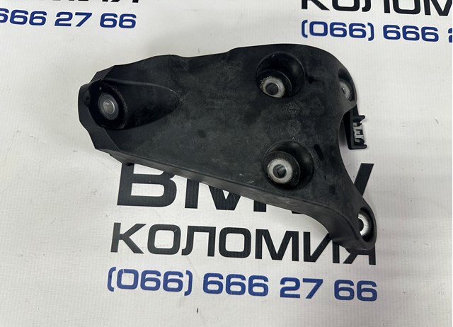 Кронштейн подушки (опори) двигуна, лівої BMW 22116860273 ціна, від 227.02 USD