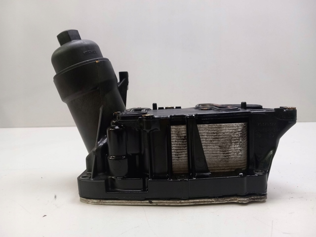 7037932 BMW 