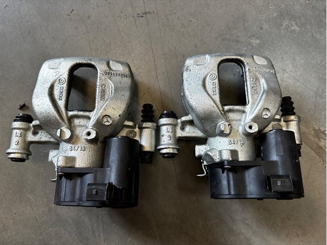  Mercedes A9104232600