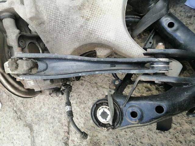 32283998 Volvo Підвіска задня