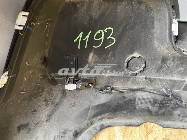 Молдинг бампера заднього Peugeot/Citroen 9813343877